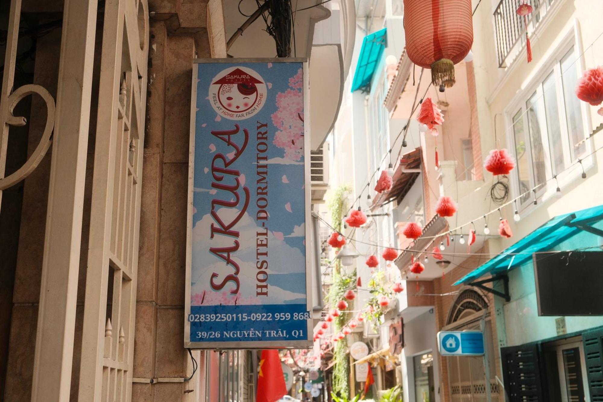 Sakura Hostel Saigon Хошимин Экстерьер фото