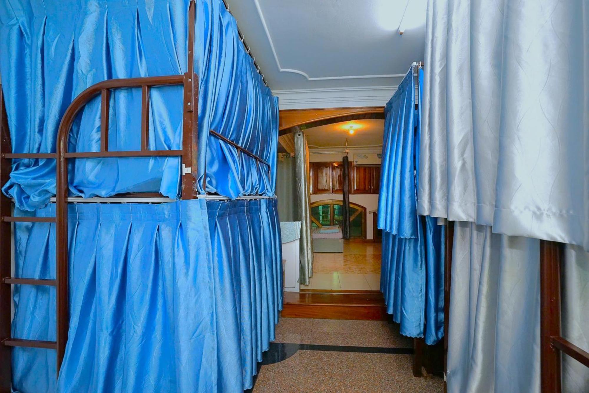 Sakura Hostel Saigon Хошимин Экстерьер фото
